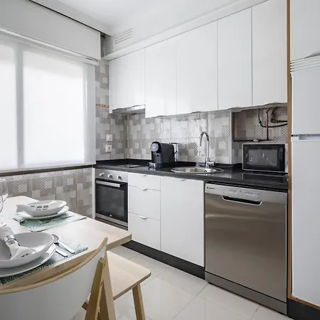 Lägenhet Apartamento En El Corazon De Con 4 Y Garaje Gratuito - Es-210-4